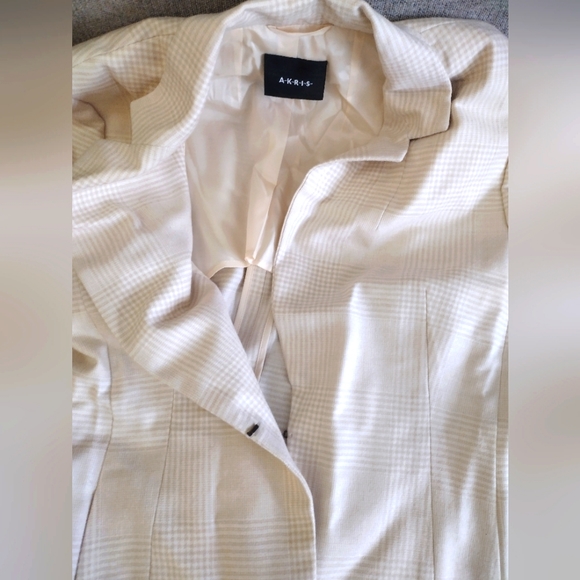 Akris 100% wool Woman's Suit Jacket - Cream/Plaid size 4 - Picture 5 of 5
